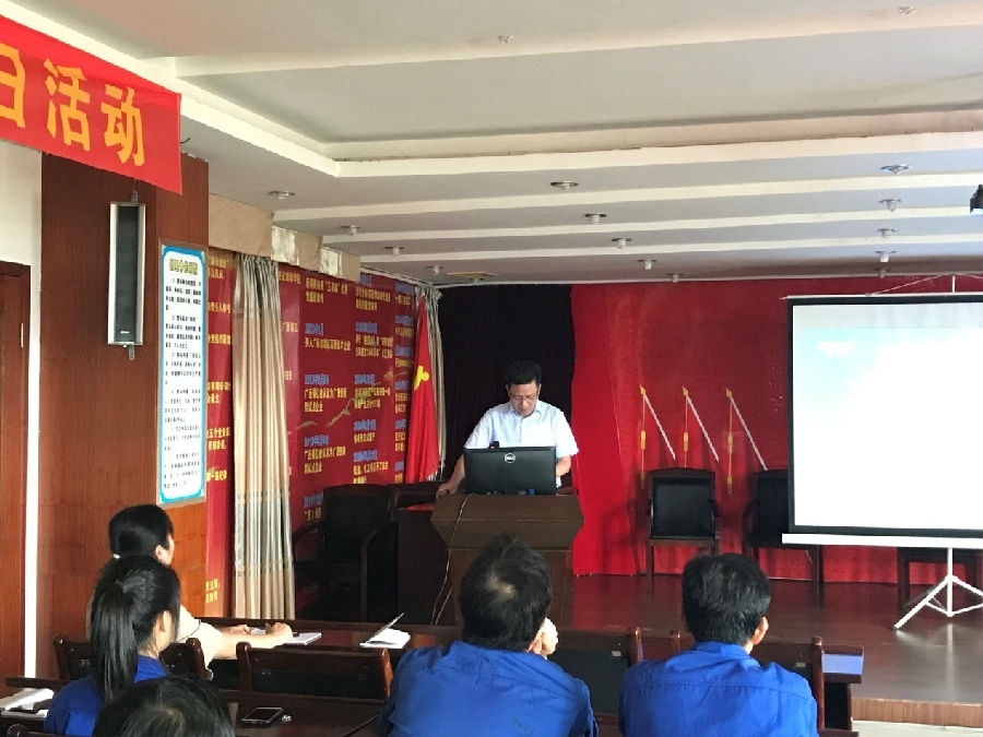 穿越世紀風云，緬懷輝煌偉業(yè)